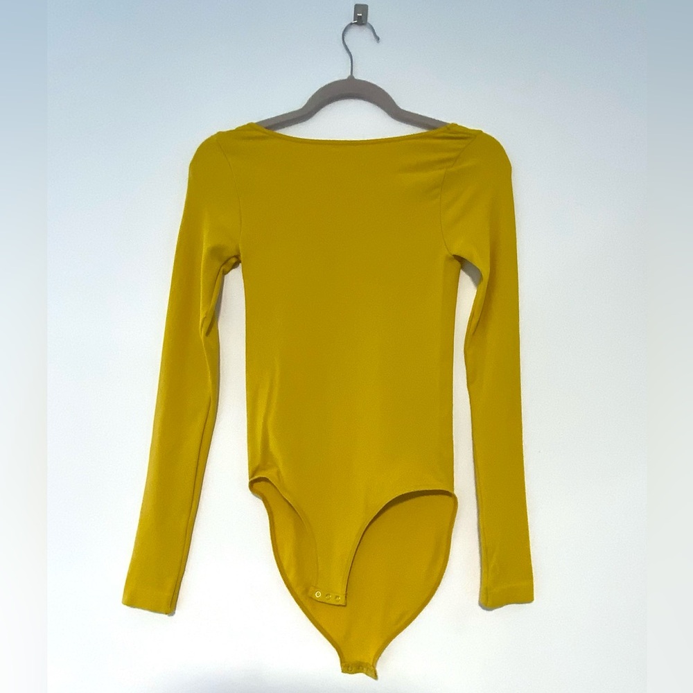 Free people yellow bodysuit xs-s